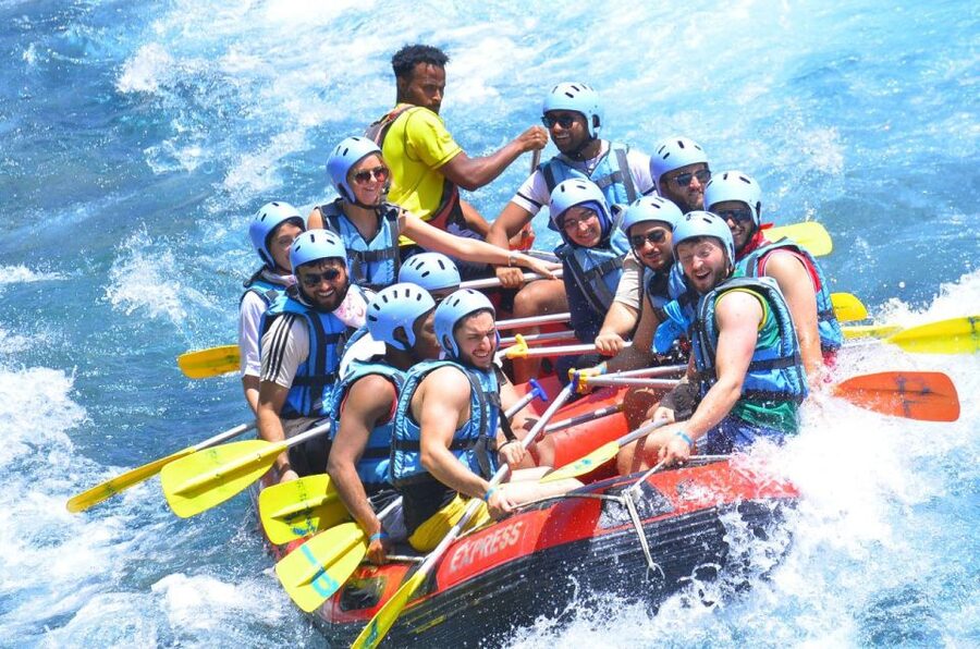 Side/Antalya: Jeep, Buggy, Rafting & Zipline Tour with lunch - What the rafting route feels like